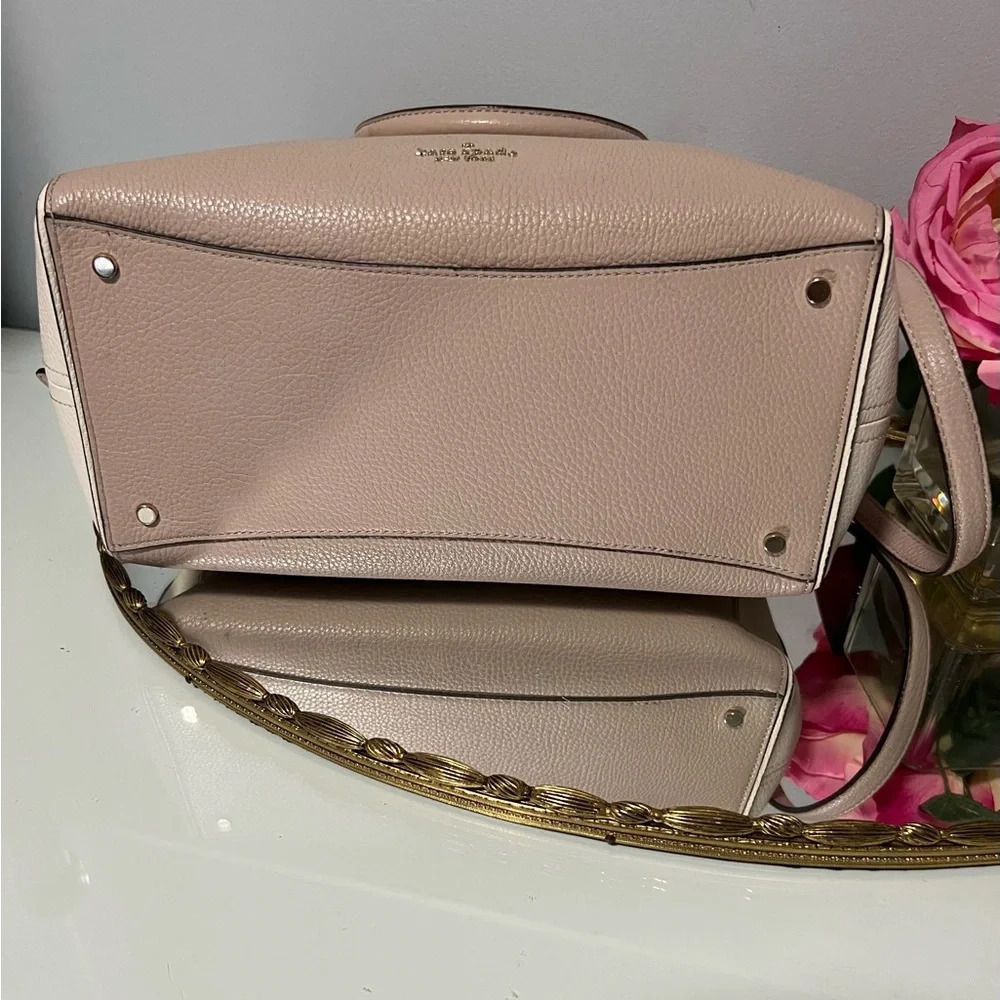 Kate Spade Cream Satchel with Elegant Design - Picture 4 of 9